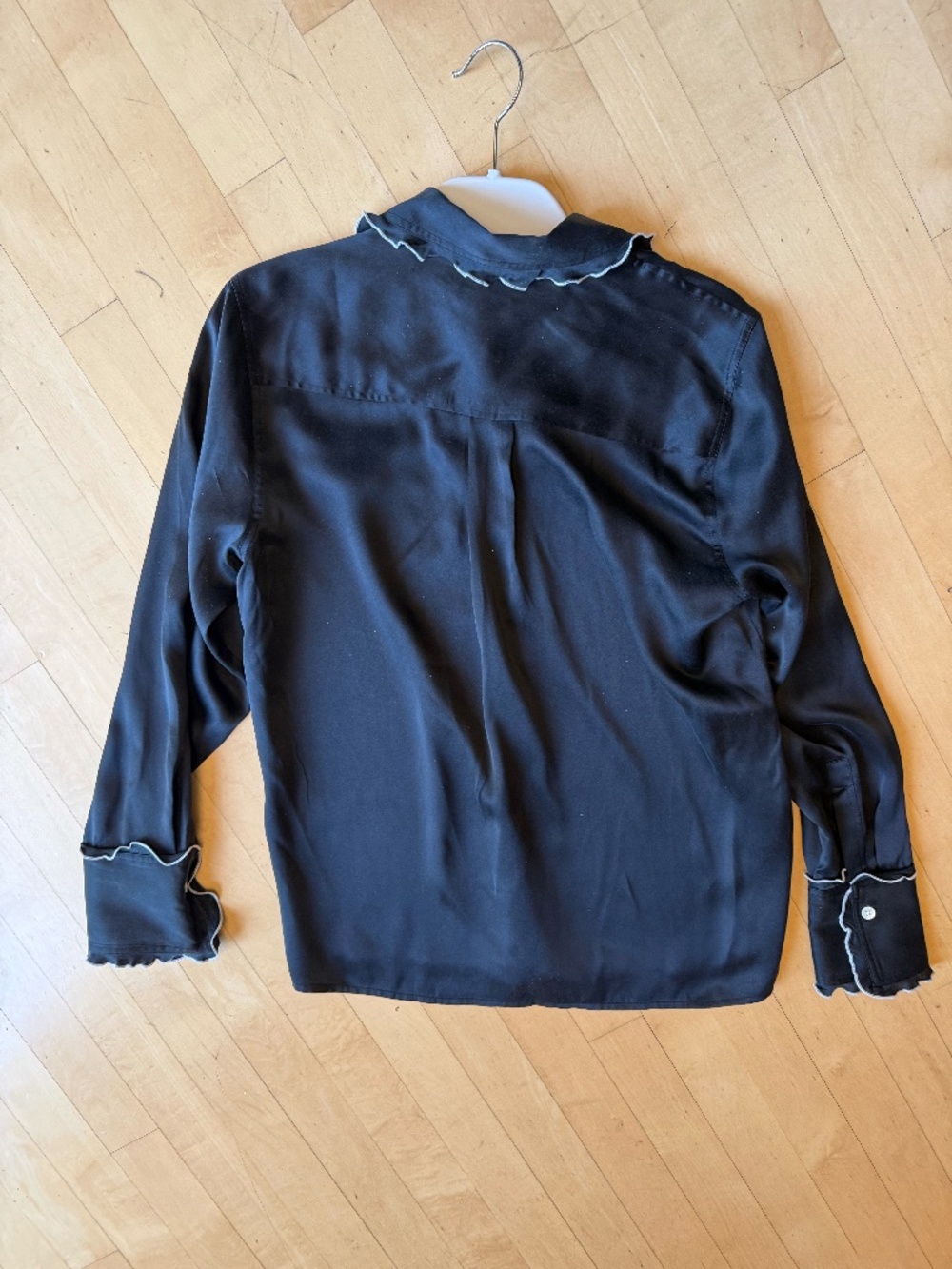 Rails Fia Black silk Button Down Shirt with White lettuce edging, S,  CB2676 - Picture 7 of 7